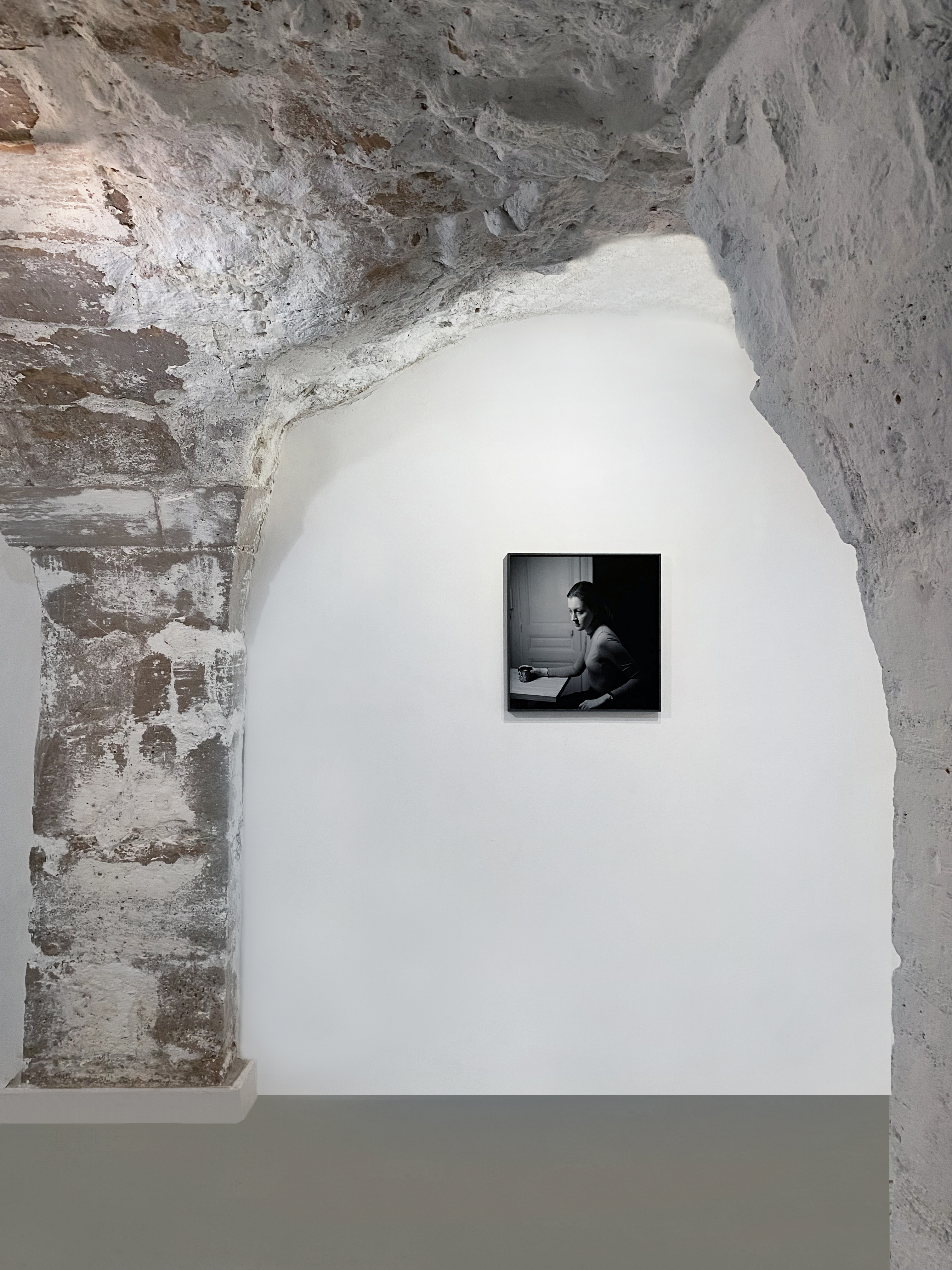 Marta Skoczeń Skoczen Galerie Dohyang Lee Marilou Thirache artiste Paris exposition photographie video art contemporain